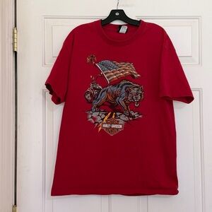 Harley-Davidson Motorcycles 2016 Red Wolf American Flag Tee T-Shirt Men’s Large